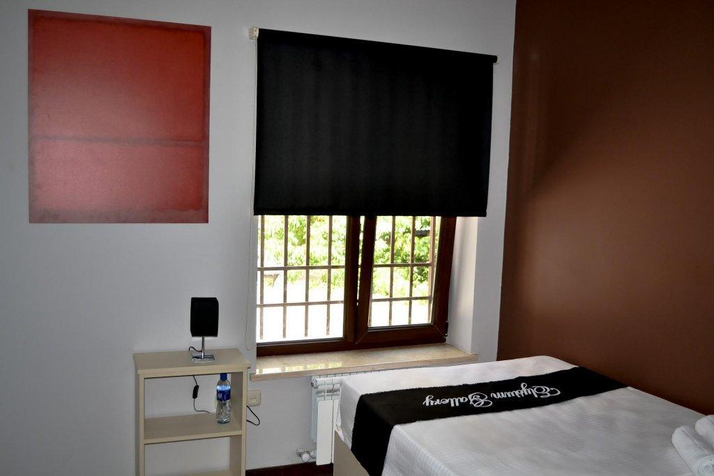 Elysium Gallery Hotel Yerevan Ngoại thất bức ảnh