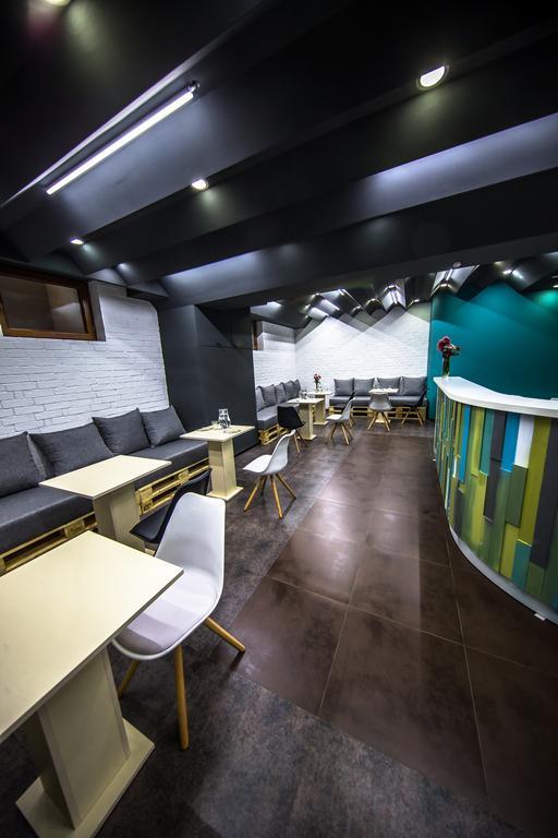 Elysium Gallery Hotel Yerevan Ngoại thất bức ảnh