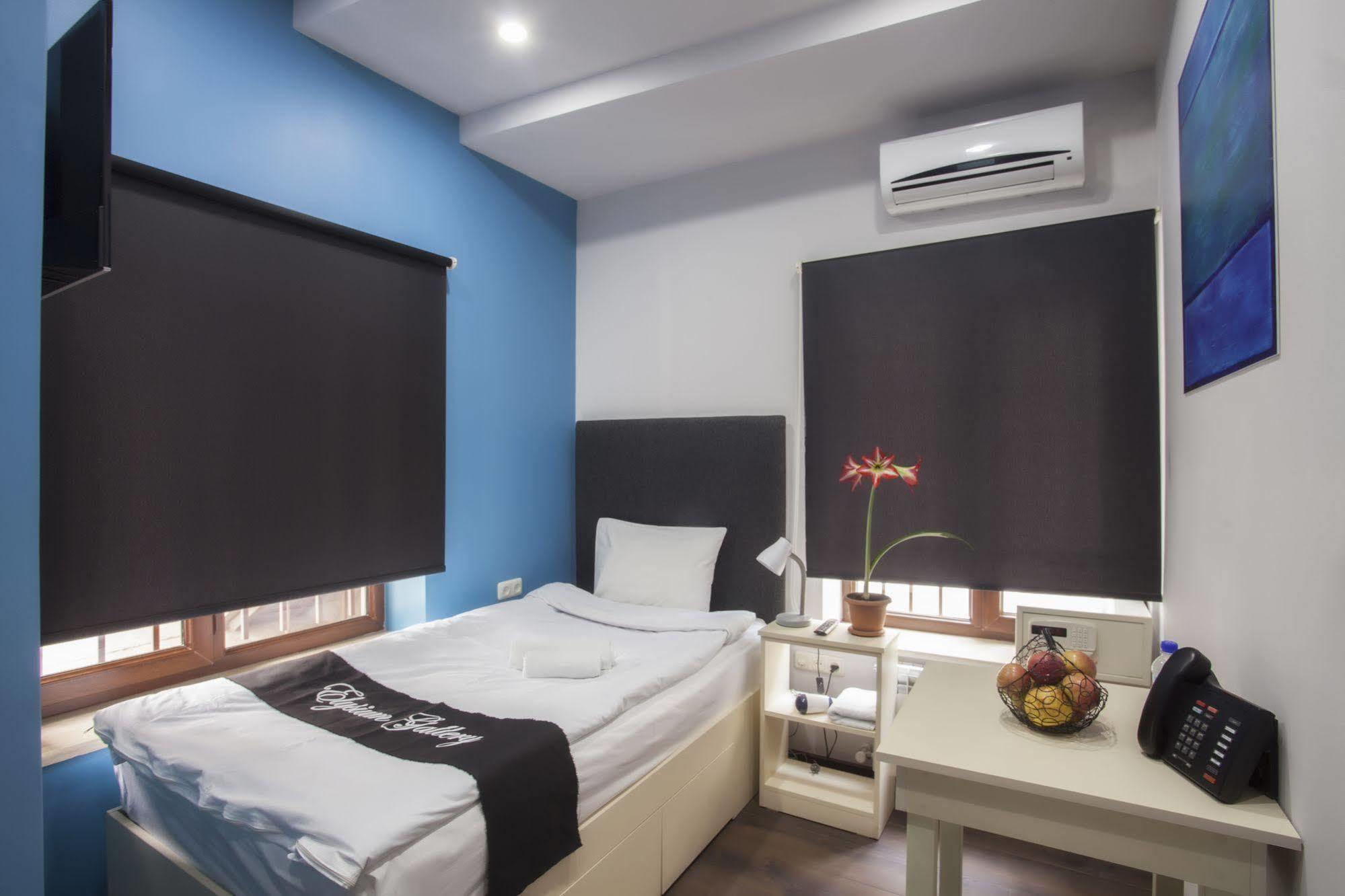 Elysium Gallery Hotel Yerevan Ngoại thất bức ảnh