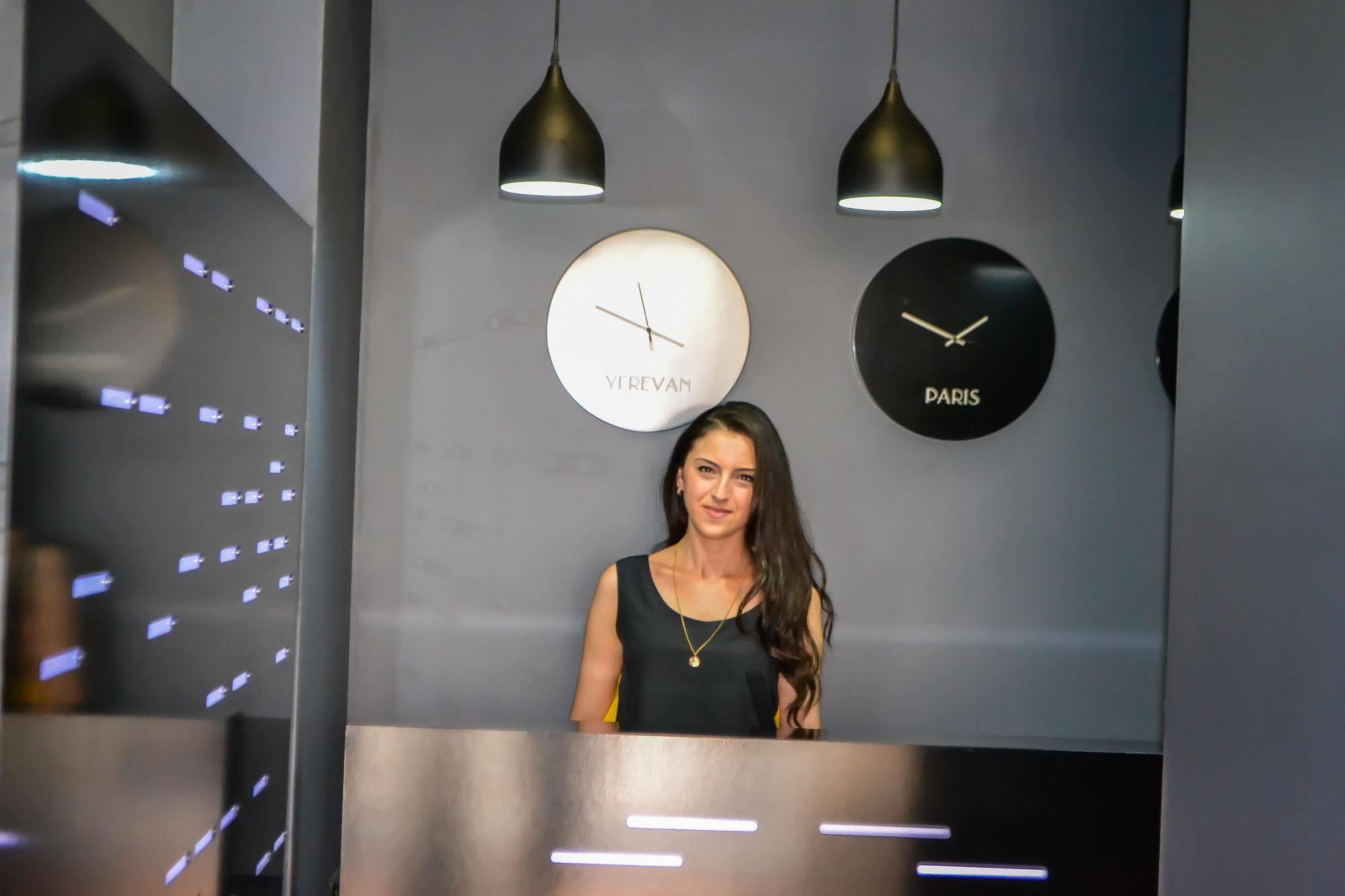 Elysium Gallery Hotel Yerevan Ngoại thất bức ảnh