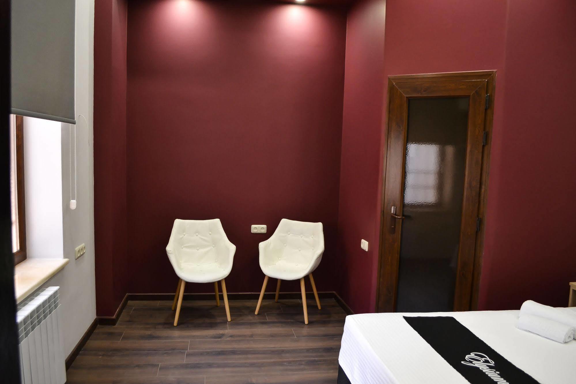 Elysium Gallery Hotel Yerevan Ngoại thất bức ảnh