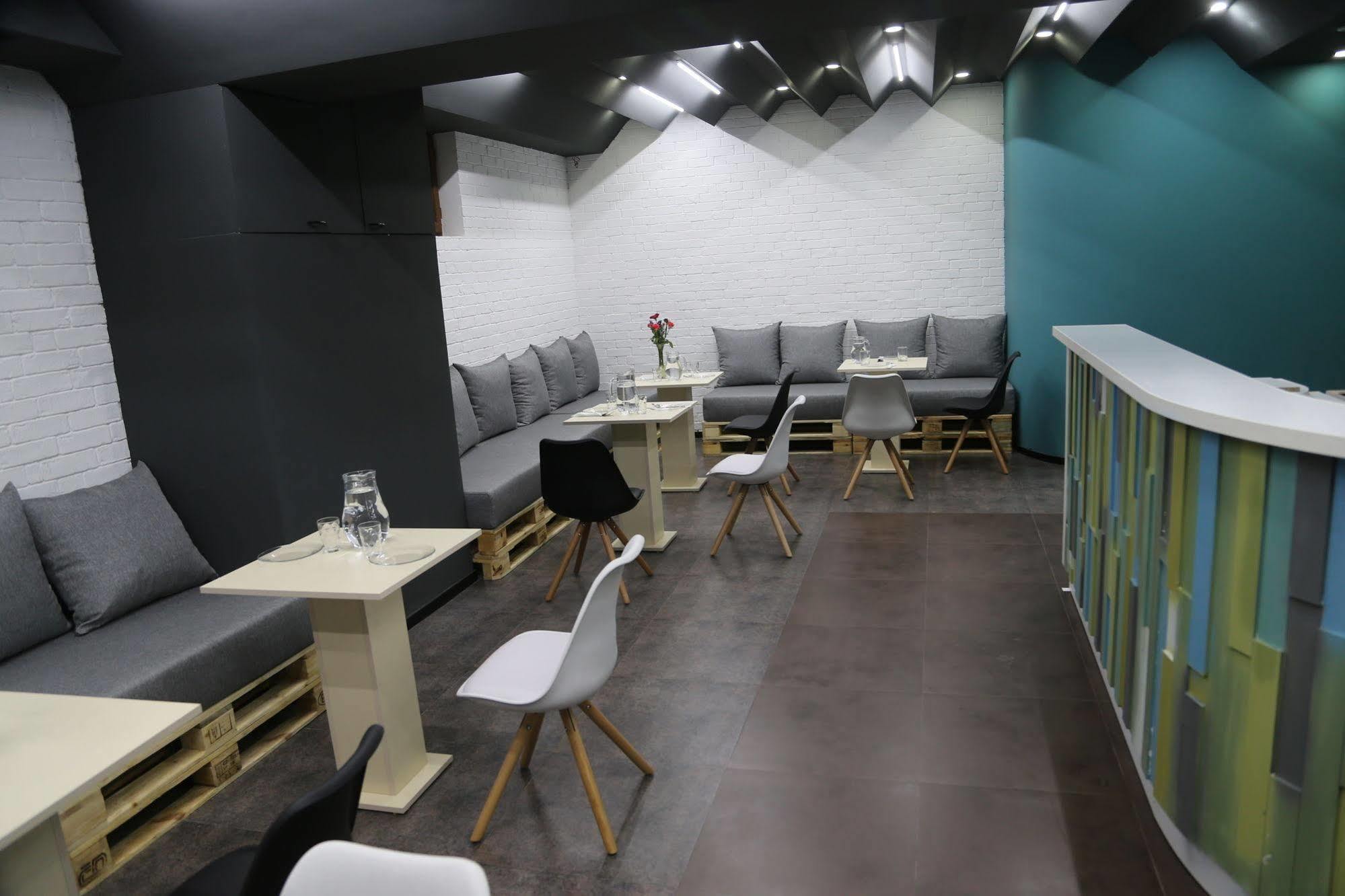 Elysium Gallery Hotel Yerevan Ngoại thất bức ảnh