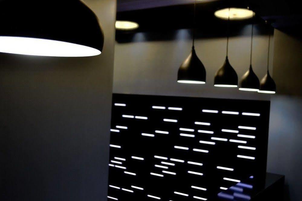 Elysium Gallery Hotel Yerevan Ngoại thất bức ảnh